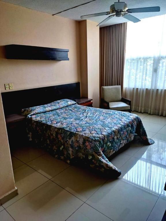 Hotel Mary Celaya Extérieur photo